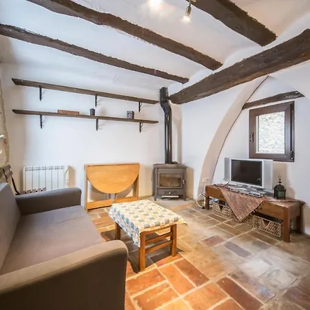 Beautiful In With Kitchen Holiday home
